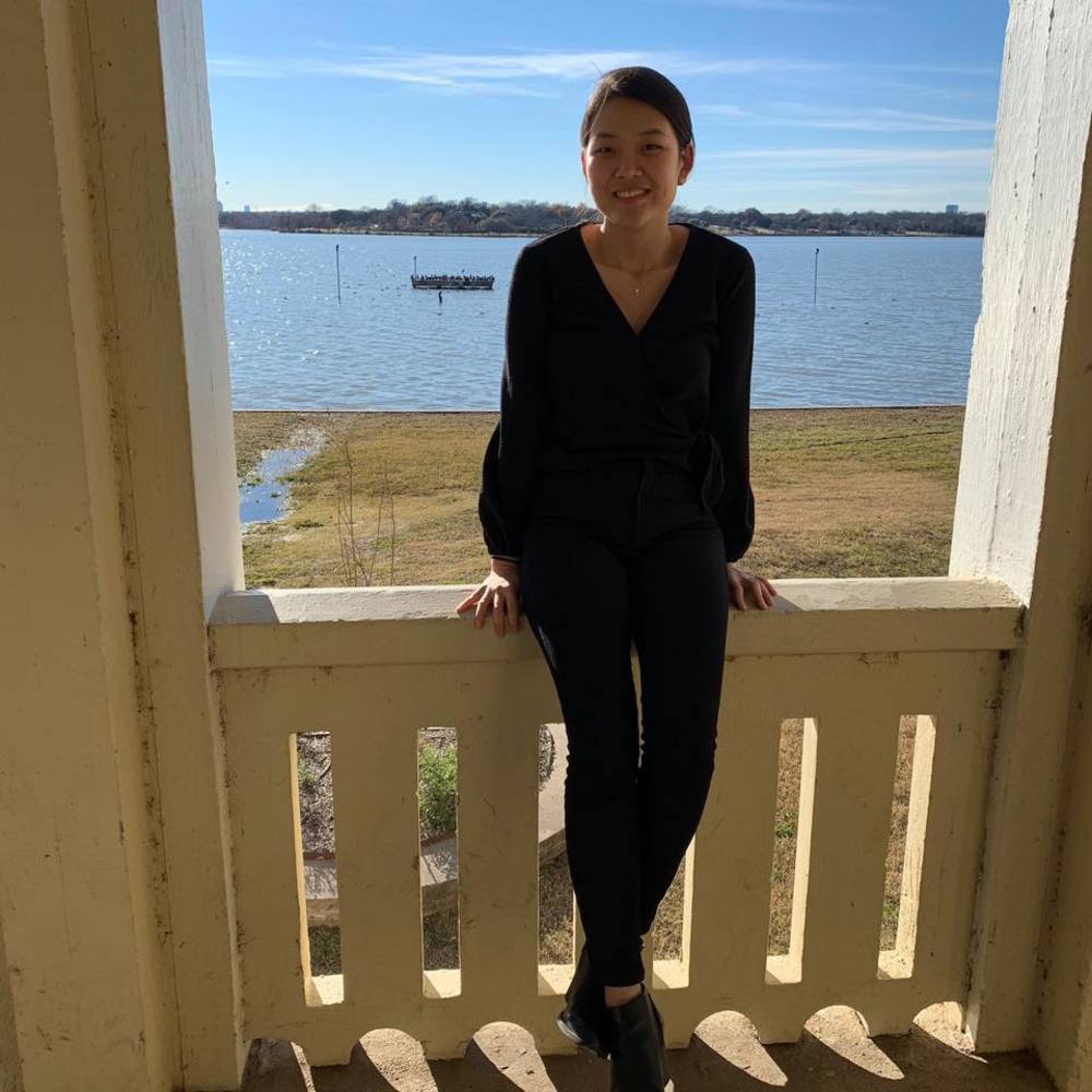 Meet your Posher, Stephanie